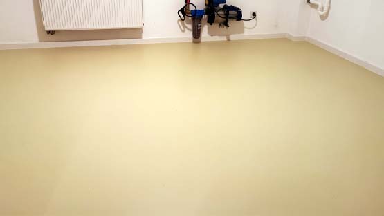 Professionelle Bodenbeschichtung aus Sachsen. Linoleum Fußböden für Wohnungen, Sporthallen und Häuser